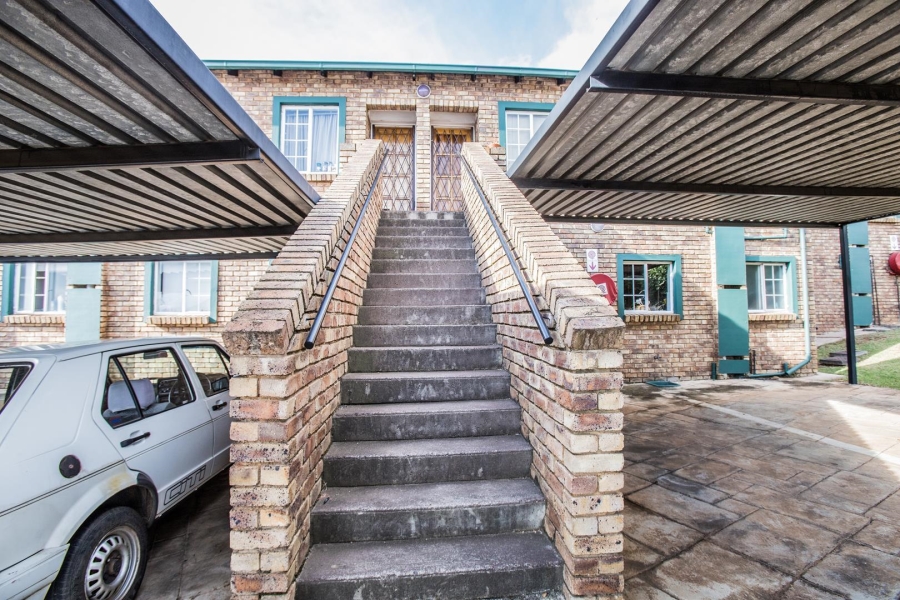 To Let 1 Bedroom Property for Rent in Rietvalleirand Gauteng