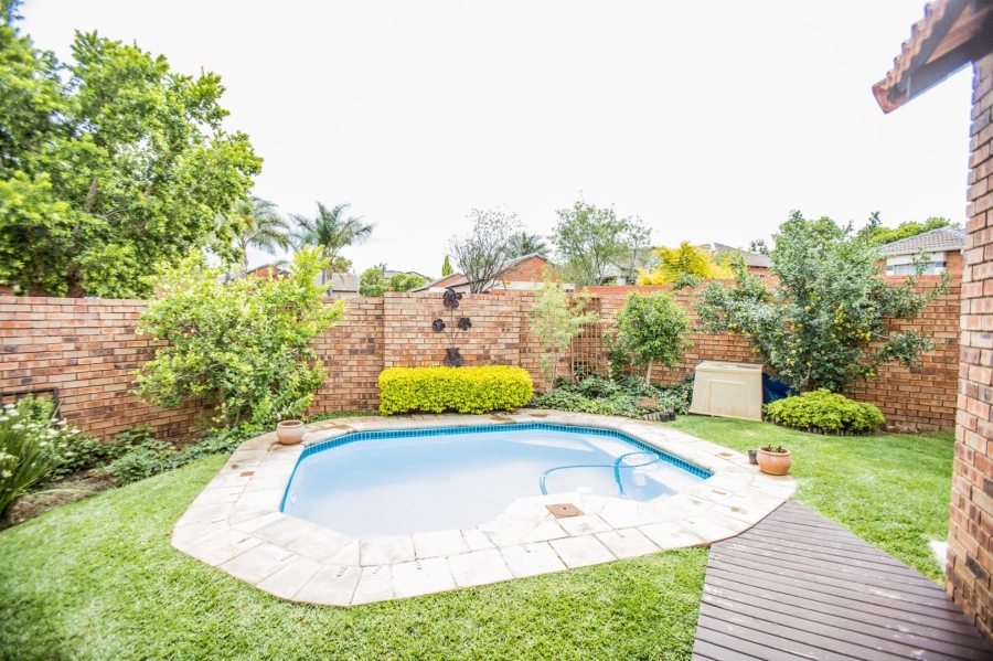 To Let 3 Bedroom Property for Rent in Mooikloof Ridge Gauteng