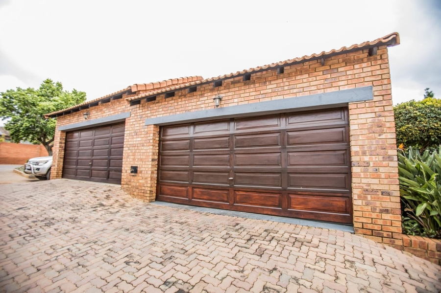 To Let 3 Bedroom Property for Rent in Mooikloof Ridge Gauteng