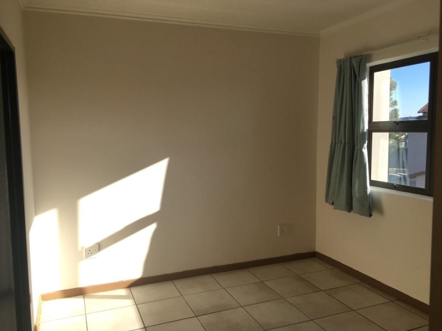 2 Bedroom Property for Sale in Sunninghill Gauteng
