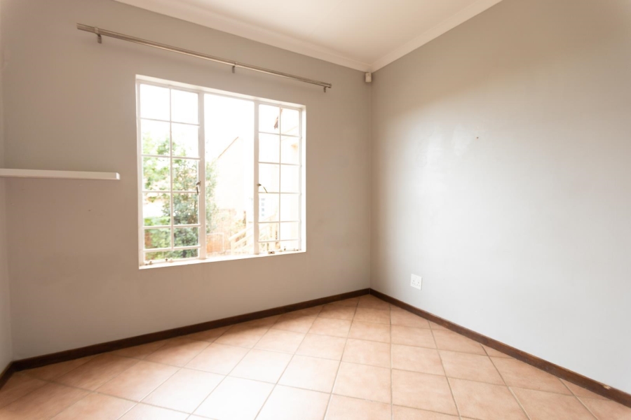 To Let 3 Bedroom Property for Rent in Mooikloof Ridge Gauteng