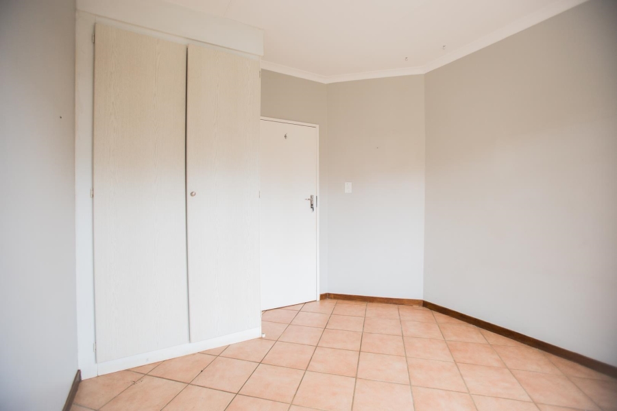 To Let 3 Bedroom Property for Rent in Mooikloof Ridge Gauteng