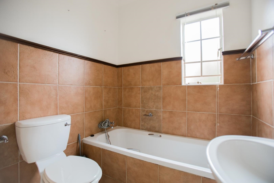 To Let 3 Bedroom Property for Rent in Mooikloof Ridge Gauteng