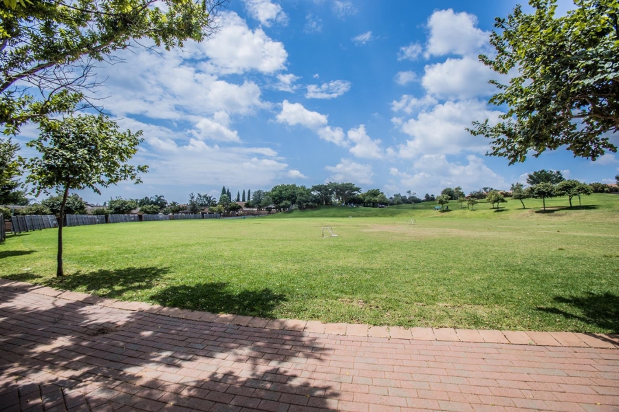 To Let 3 Bedroom Property for Rent in Mooikloof Ridge Gauteng