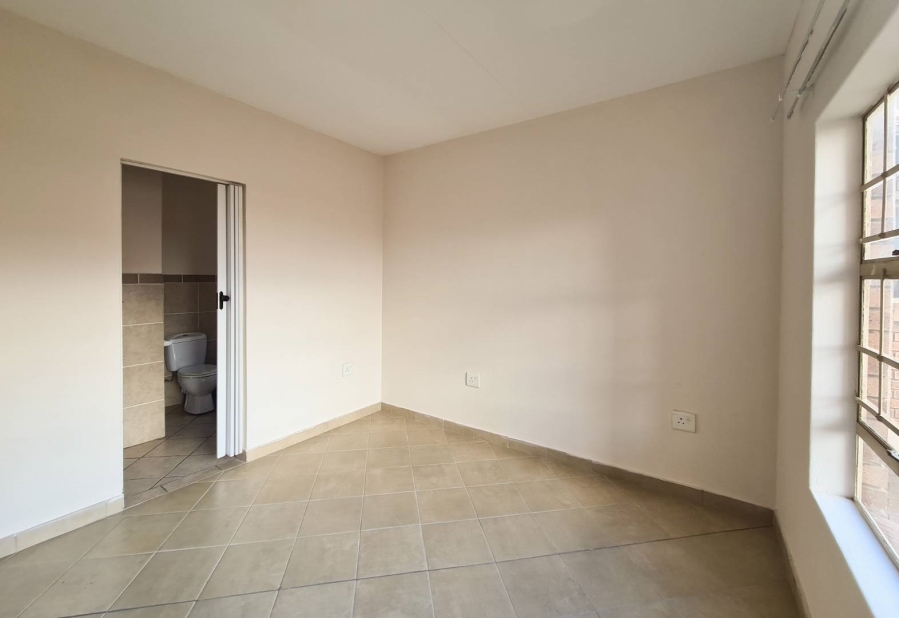 2 Bedroom Property for Sale in Hazeldean Gauteng
