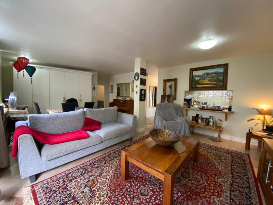 To Let 2 Bedroom Property for Rent in La Montagne Gauteng