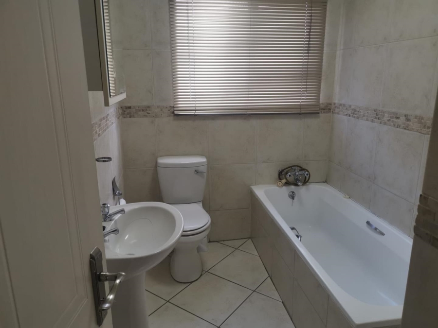 To Let 2 Bedroom Property for Rent in Albertsdal Gauteng