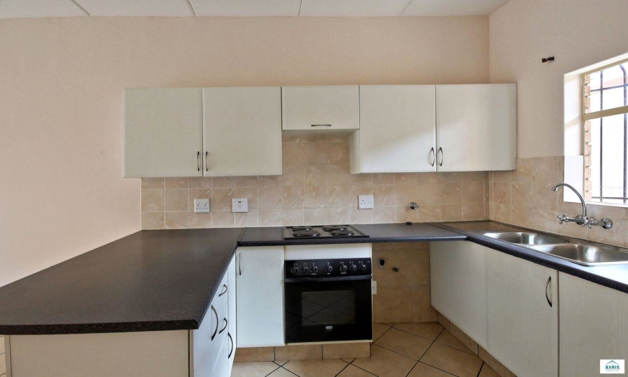 To Let 3 Bedroom Property for Rent in Northwold Gauteng