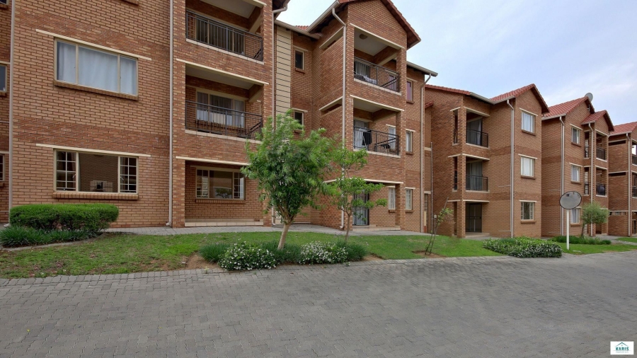 To Let 3 Bedroom Property for Rent in Northwold Gauteng
