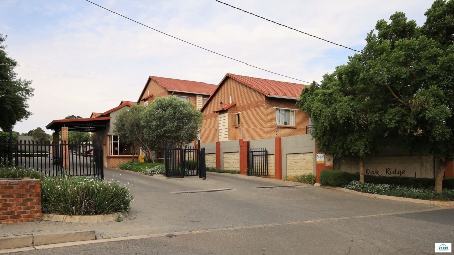 To Let 3 Bedroom Property for Rent in Northwold Gauteng