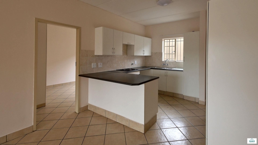 To Let 2 Bedroom Property for Rent in Northwold Gauteng