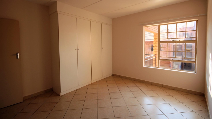 To Let 2 Bedroom Property for Rent in Northwold Gauteng