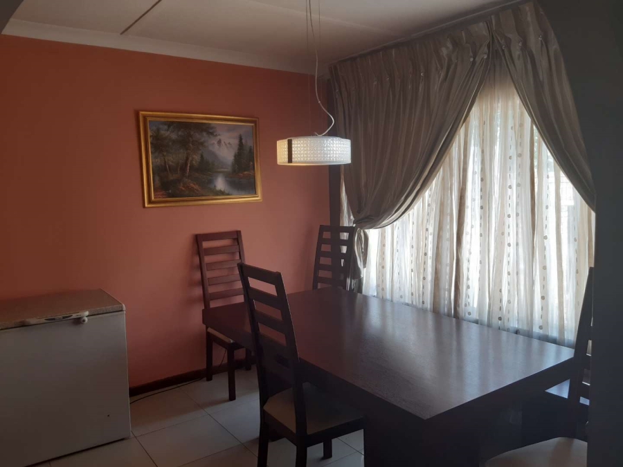 4 Bedroom Property for Sale in Kibler Park Gauteng