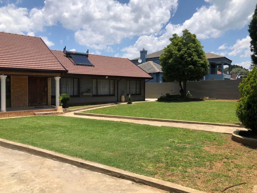 4 Bedroom Property for Sale in Kibler Park Gauteng