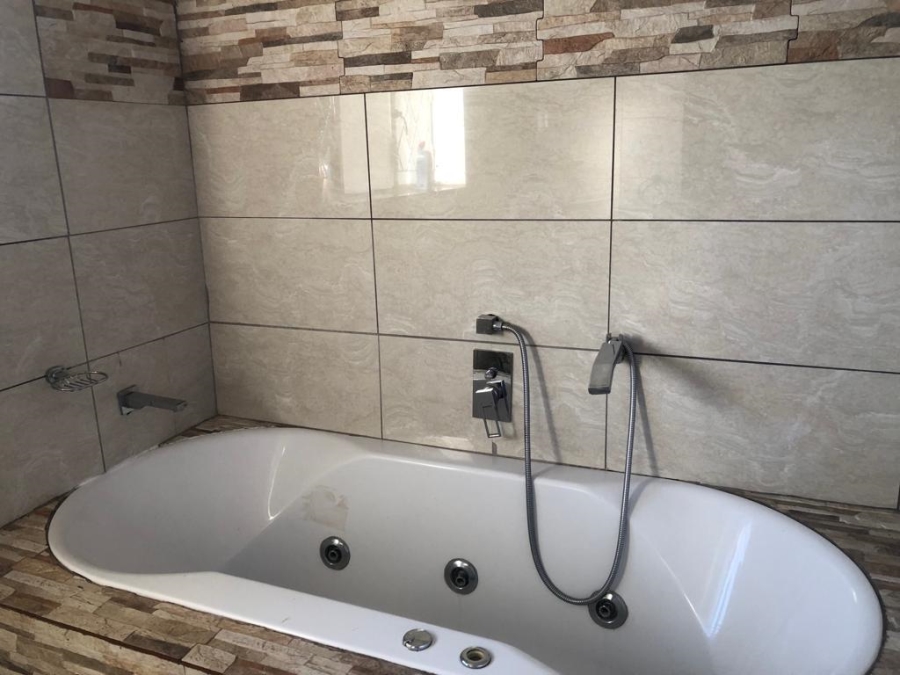4 Bedroom Property for Sale in Kibler Park Gauteng