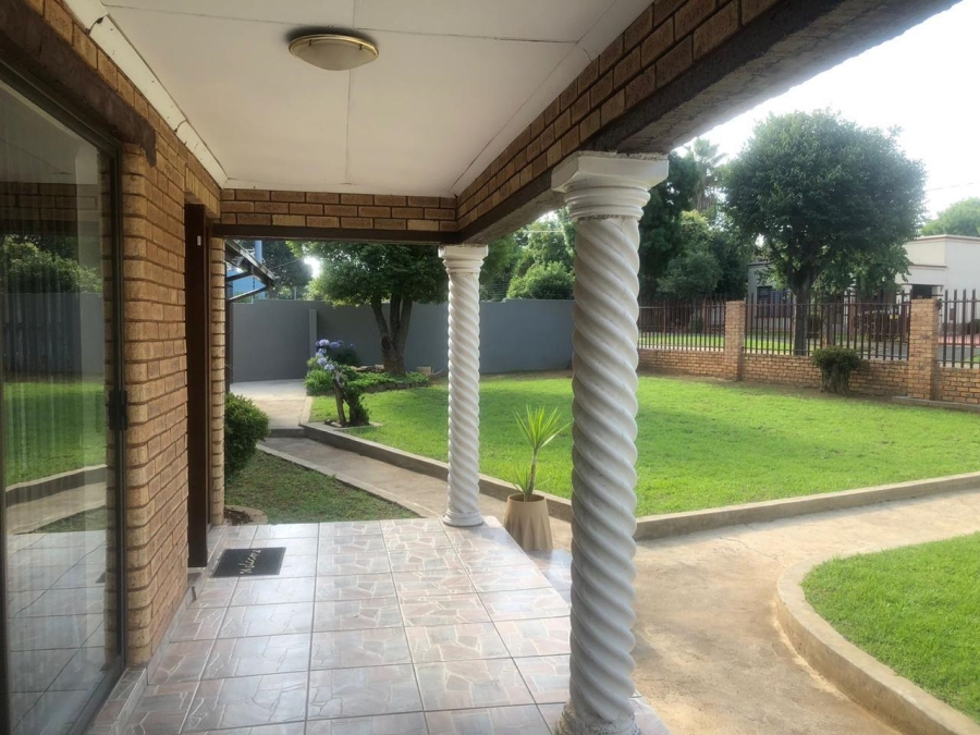 4 Bedroom Property for Sale in Kibler Park Gauteng