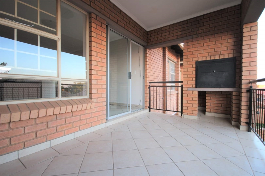 To Let 2 Bedroom Property for Rent in Hazeldean Gauteng