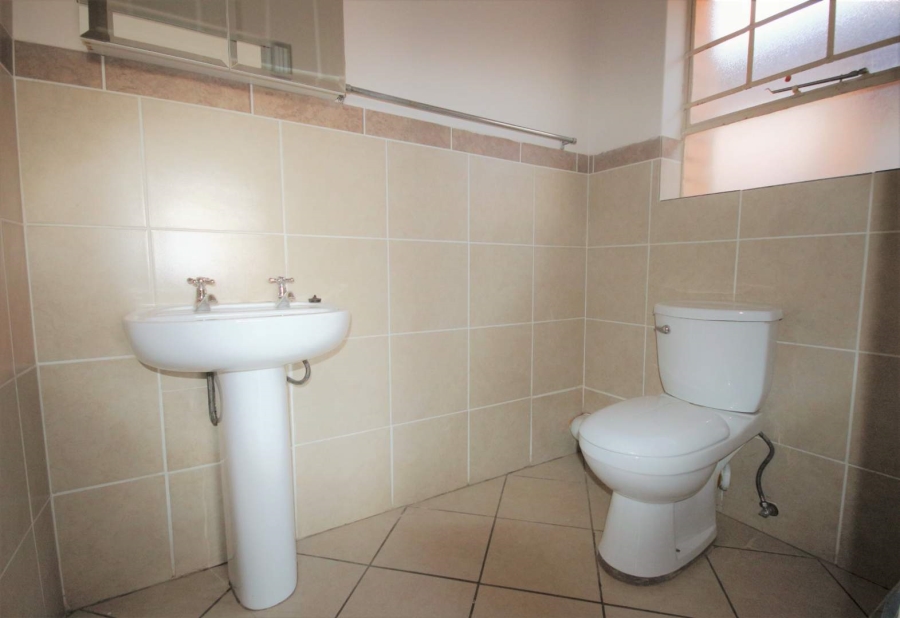 To Let 2 Bedroom Property for Rent in Hazeldean Gauteng