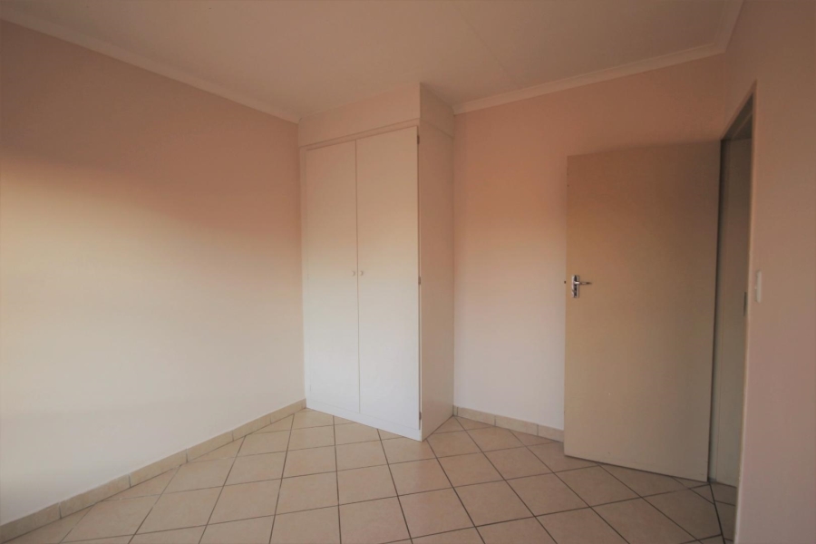 To Let 2 Bedroom Property for Rent in Hazeldean Gauteng