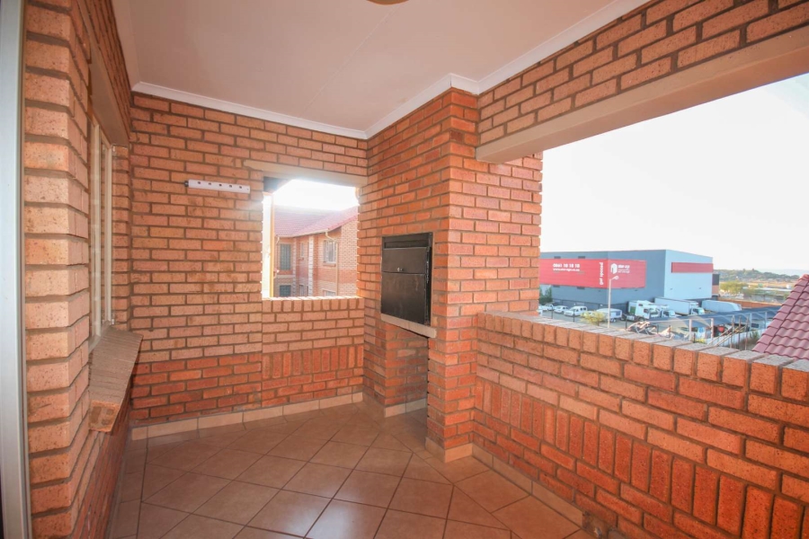To Let 3 Bedroom Property for Rent in Hazeldean Gauteng