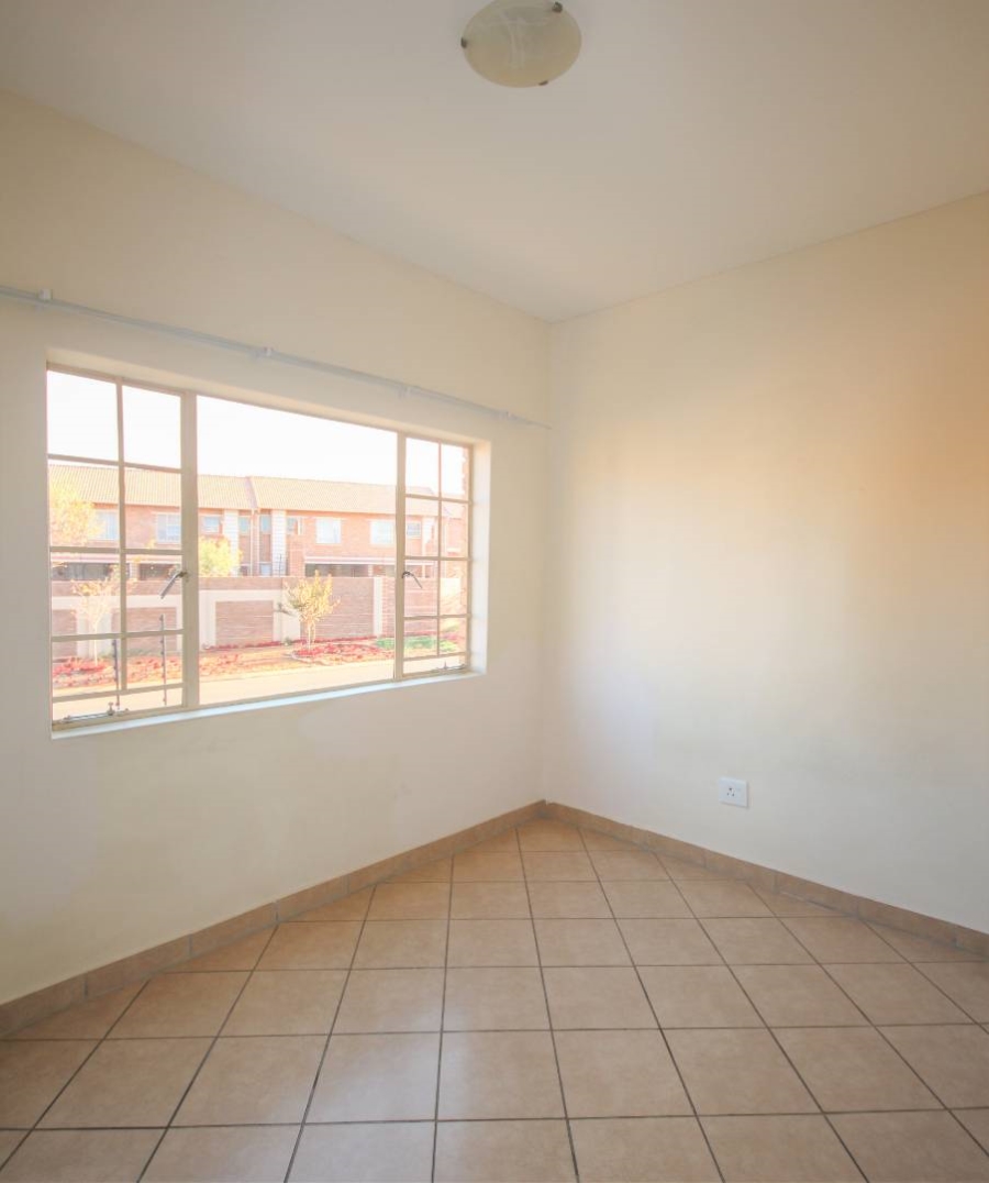 To Let 3 Bedroom Property for Rent in Hazeldean Gauteng