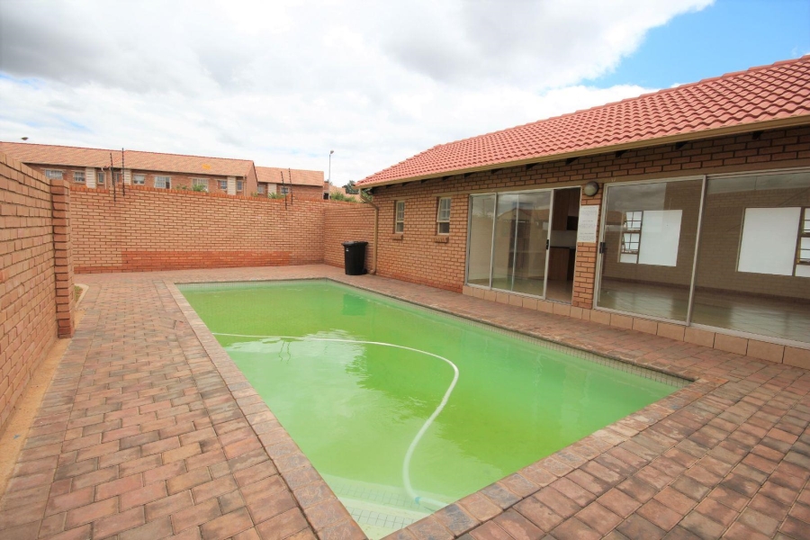 To Let 3 Bedroom Property for Rent in Hazeldean Gauteng