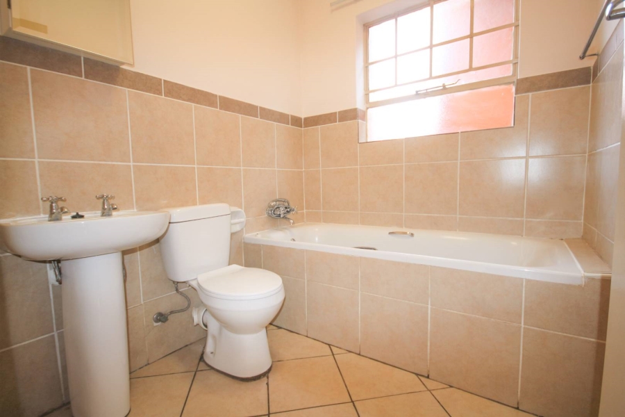 To Let 3 Bedroom Property for Rent in Hazeldean Gauteng