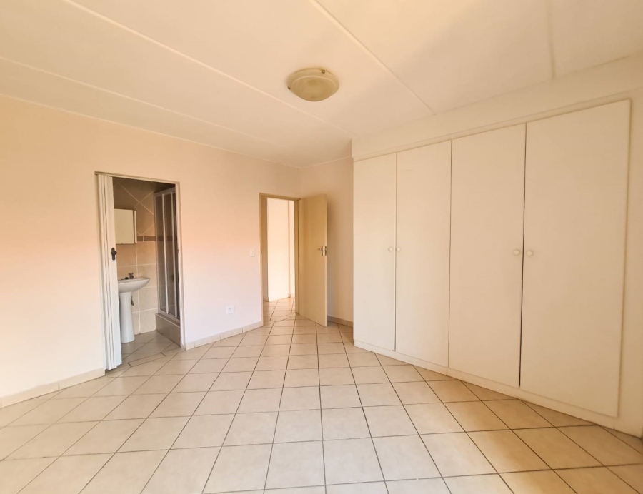 To Let 2 Bedroom Property for Rent in Hazeldean Gauteng