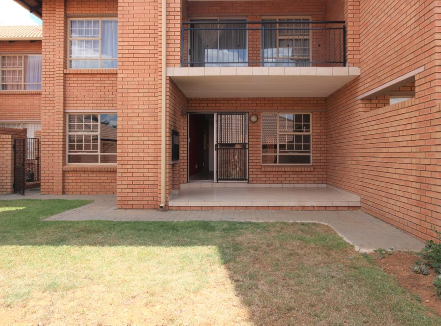 To Let 2 Bedroom Property for Rent in Hazeldean Gauteng