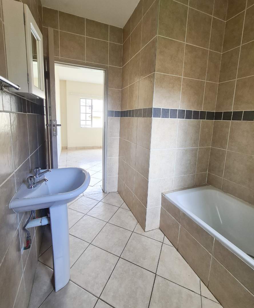 To Let 2 Bedroom Property for Rent in Hazeldean Gauteng