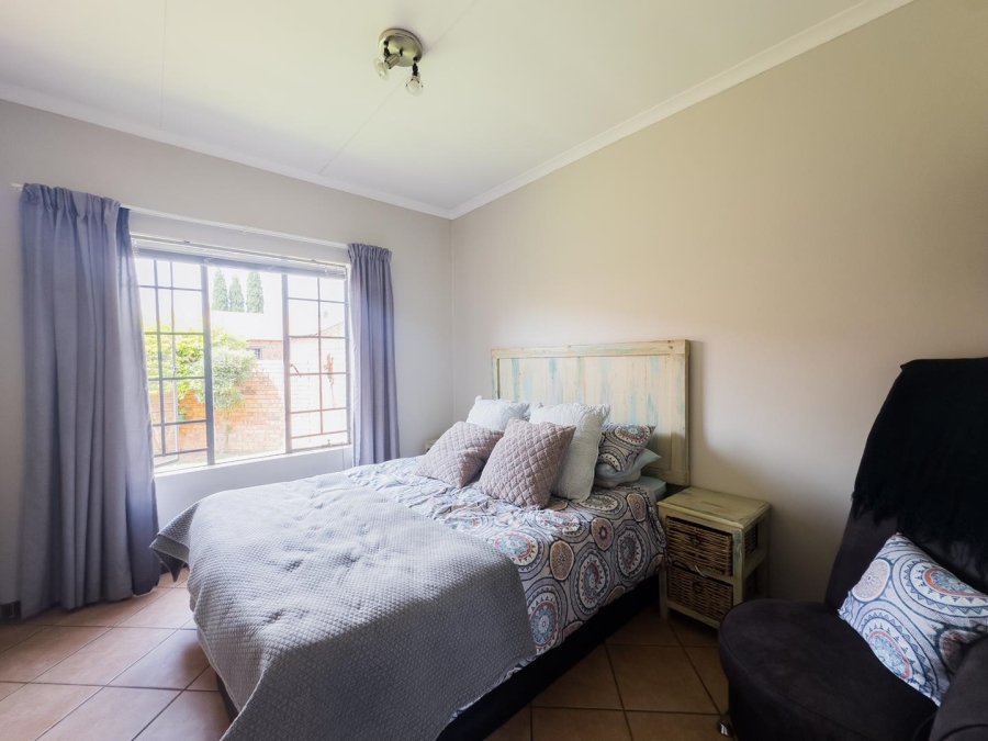 To Let 2 Bedroom Property for Rent in Mooikloof Ridge Gauteng