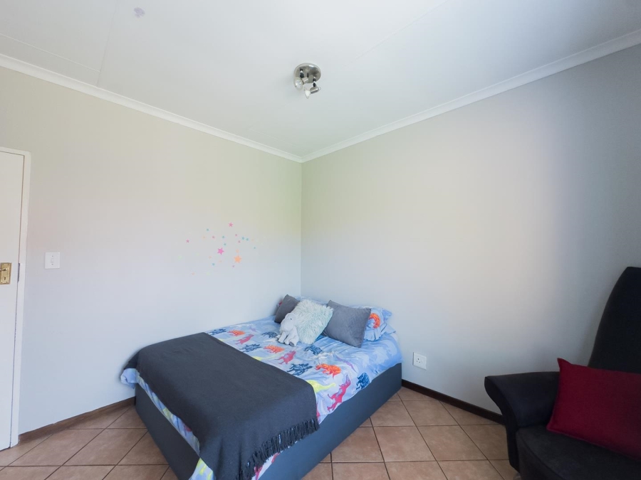 To Let 2 Bedroom Property for Rent in Mooikloof Ridge Gauteng