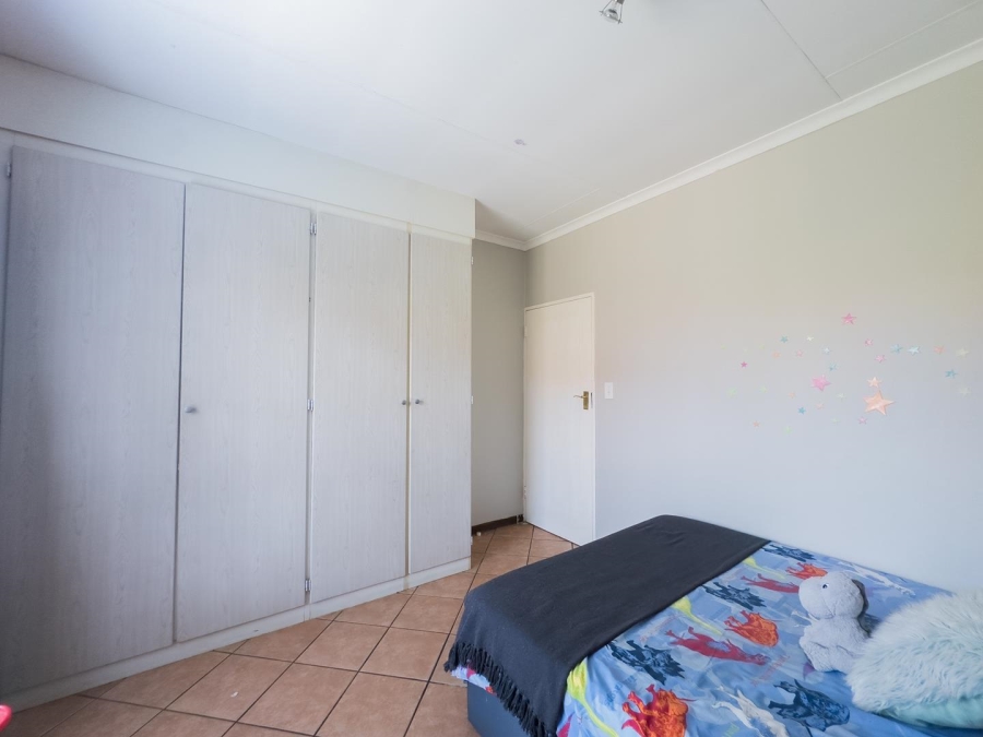 To Let 2 Bedroom Property for Rent in Mooikloof Ridge Gauteng