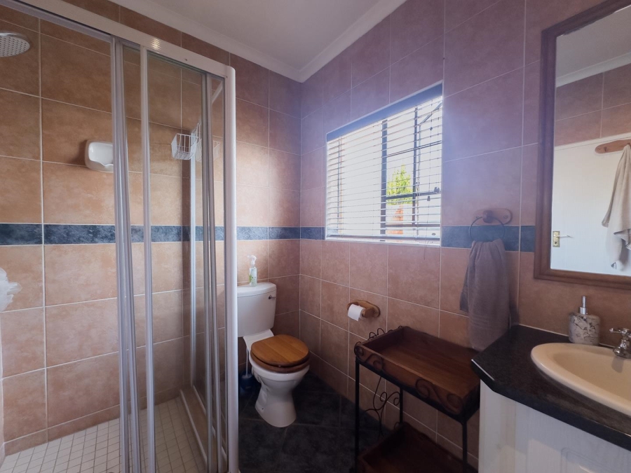 To Let 2 Bedroom Property for Rent in Mooikloof Ridge Gauteng