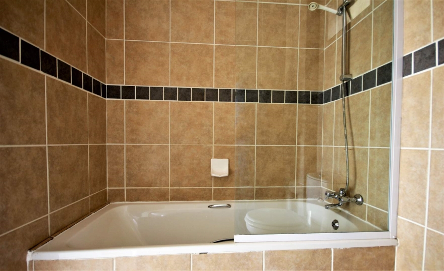To Let 2 Bedroom Property for Rent in Hazeldean Gauteng