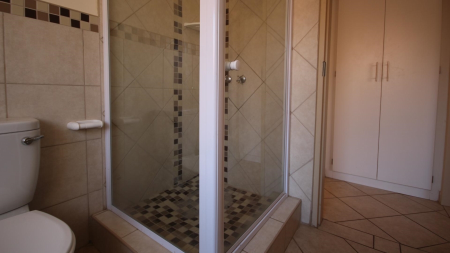 To Let 3 Bedroom Property for Rent in Olympus Gauteng