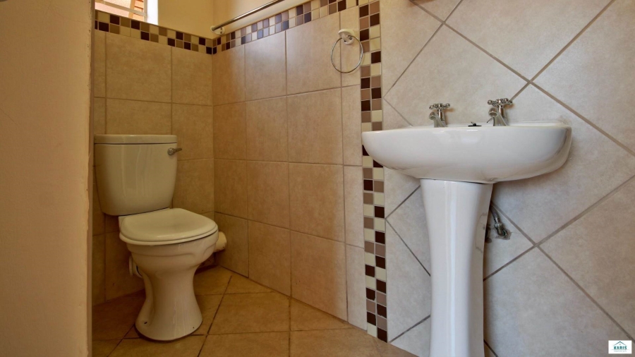 To Let 3 Bedroom Property for Rent in Olympus Gauteng
