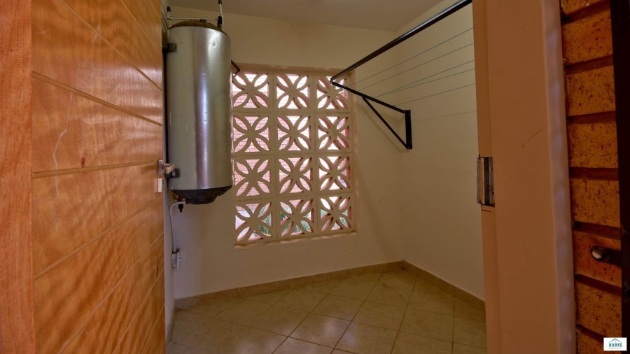 To Let 3 Bedroom Property for Rent in Olympus Gauteng