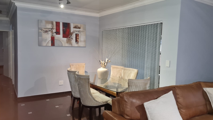 To Let 3 Bedroom Property for Rent in Brackenhurst Gauteng