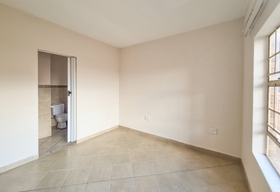 To Let 2 Bedroom Property for Rent in Hazeldean Gauteng