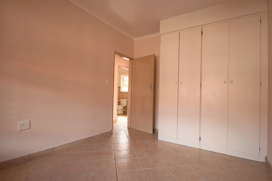 To Let 2 Bedroom Property for Rent in Hazeldean Gauteng