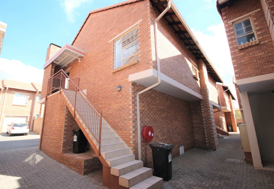 To Let 2 Bedroom Property for Rent in Hazeldean Gauteng
