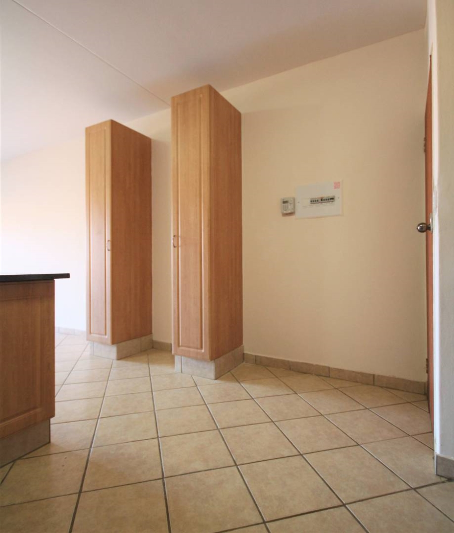 To Let 2 Bedroom Property for Rent in Hazeldean Gauteng