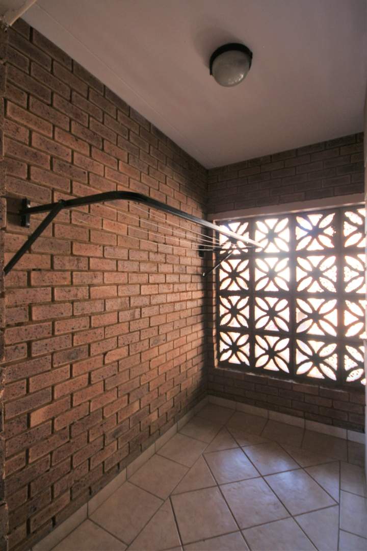 To Let 2 Bedroom Property for Rent in Hazeldean Gauteng