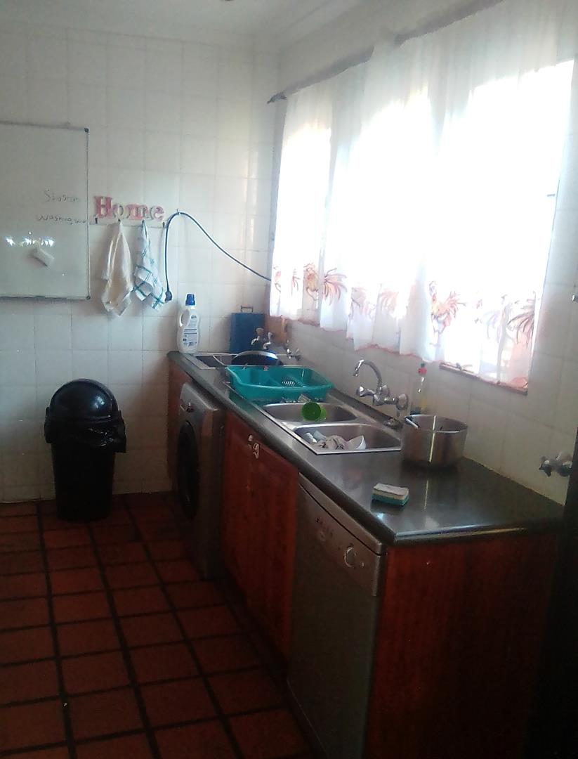 To Let 4 Bedroom Property for Rent in Magalieskruin Gauteng