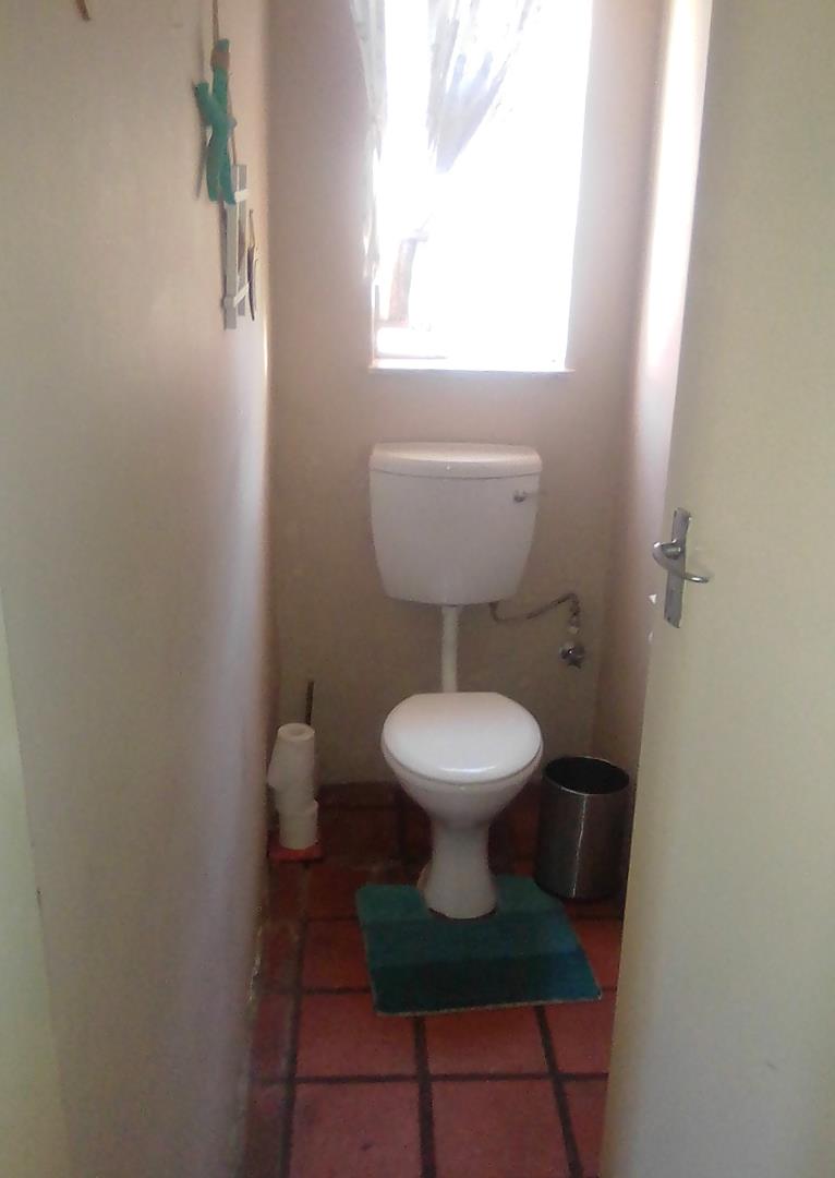 To Let 4 Bedroom Property for Rent in Magalieskruin Gauteng