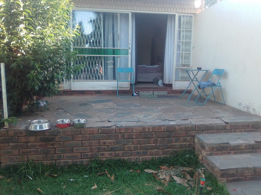 To Let 4 Bedroom Property for Rent in Magalieskruin Gauteng
