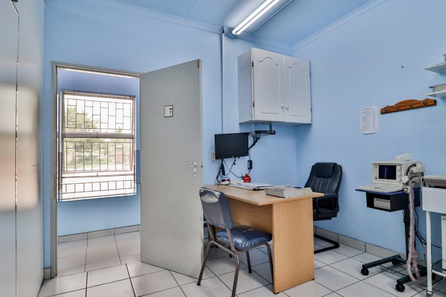 4 Bedroom Property for Sale in Bakerton Gauteng