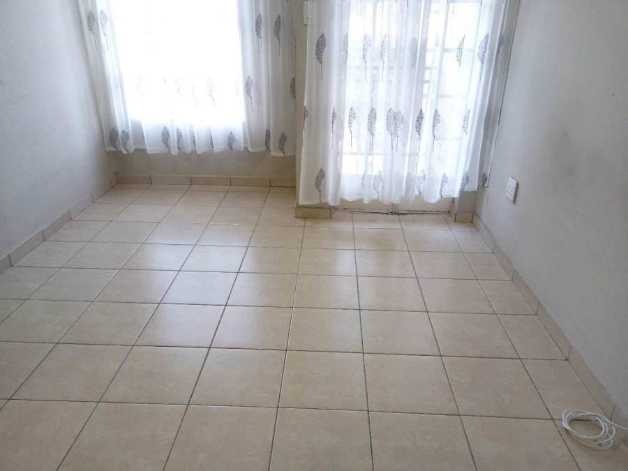 To Let 1 Bedroom Property for Rent in Norkem Park Gauteng