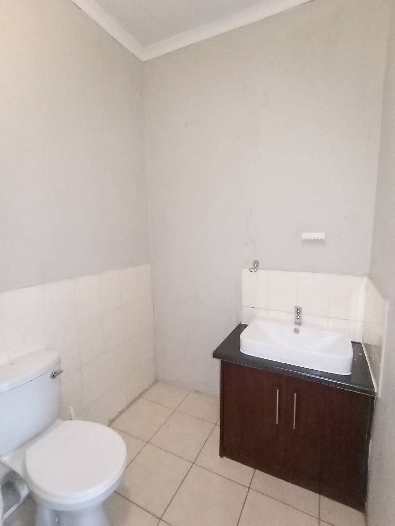 To Let 1 Bedroom Property for Rent in Norkem Park Gauteng